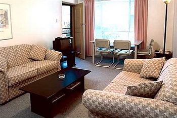 Clayton Monash Motor Inn & Serviced Apartments - Australian Destinations 2