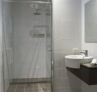 The Huskisson - Australian Destinations