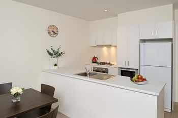 Apartments @ Glen Central ViQi - Australian Destinations 6