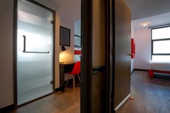 Ibis Melbourne Swanston Street - Australian Destinations 18