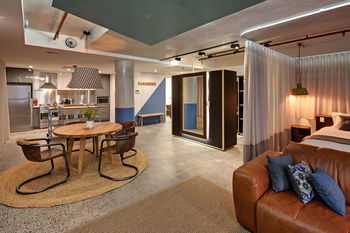 Zara Tower - Luxury Suites And Apartments - Australian Destinations 40