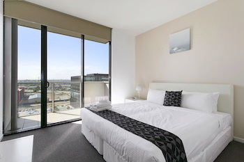 Docklands Private Collection Of Apartments - NewQuay - Australian Destinations 20