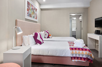 Docklands Private Collection Of Apartments - NewQuay - Australian Destinations 25
