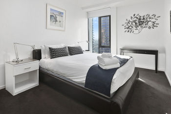 Docklands Private Collection Of Apartments - NewQuay - Australian Destinations 26