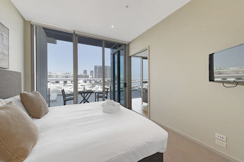 Docklands Private Collection Of Apartments - NewQuay - Australian Destinations 27