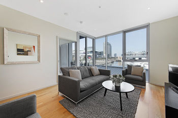 Docklands Private Collection Of Apartments - NewQuay - Australian Destinations 34