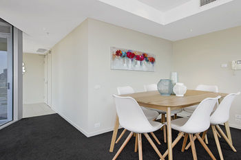 Docklands Private Collection Of Apartments - NewQuay - Australian Destinations 44