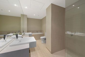 Docklands Private Collection Of Apartments - NewQuay - Australian Destinations 45