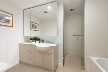 Docklands Private Collection Of Apartments - NewQuay - Australian Destinations 53
