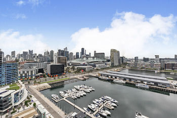 Docklands Private Collection Of Apartments - NewQuay - Australian Destinations 56