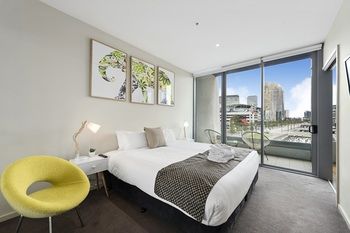 Docklands Private Collection Of Apartments - NewQuay - Australian Destinations 57