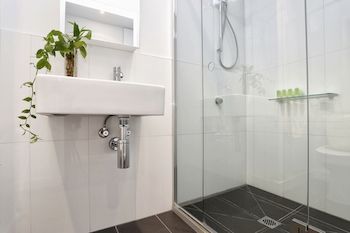 Aura On Flinders Serviced Apartments - Australian Destinations 8