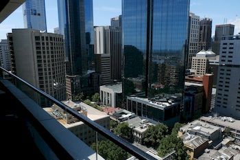 Aura On Flinders Serviced Apartments - Australian Destinations 14