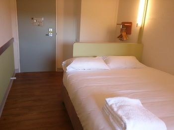 Ibis Budget Dandenong - Australian Destinations 2