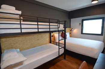 Ibis Budget Sydney East - Australian Destinations 10
