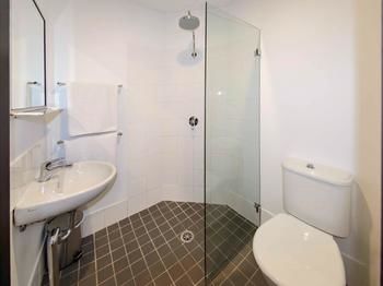 Ibis Budget Sydney East - Australian Destinations 43