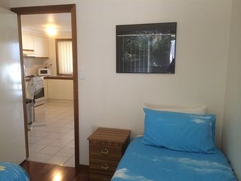 Australian Home Away @ Doncaster Andersons Creek 2 - Australian Destinations 4