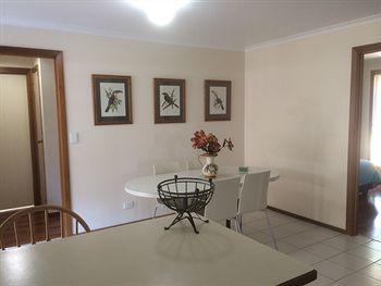 Australian Home Away @ Doncaster Andersons Creek 2 - Australian Destinations 8