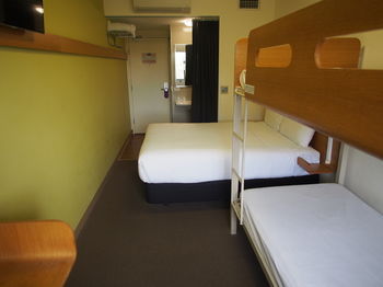 Ibis Budget Sydney Olympic Park - Australian Destinations 14