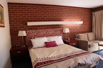 Carnegie Motor Inn - Australian Destinations 7