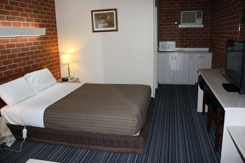 Carnegie Motor Inn - Australian Destinations 22
