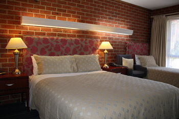 Carnegie Motor Inn - Australian Destinations 23