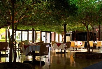 Airport Motel Sir Francis Drake - Australian Destinations 5