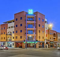 Quality Suites Boulevard On Beaumont - Australian Destinations