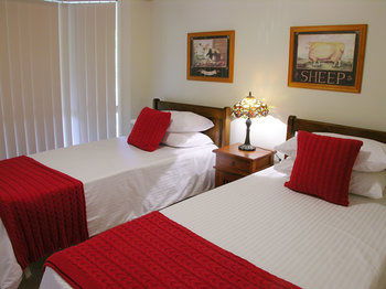 Apple Tree Cottage & Studio - Australian Destinations 8