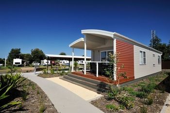Stockton Beach Holiday Park - Australian Destinations 6