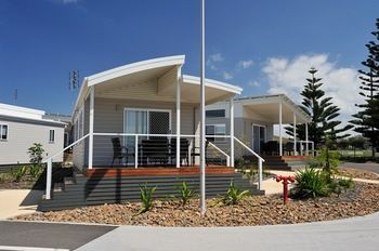 Stockton Beach Holiday Park - Australian Destinations 8