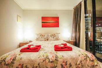 Amazing City Apartment - Australian Destinations 13
