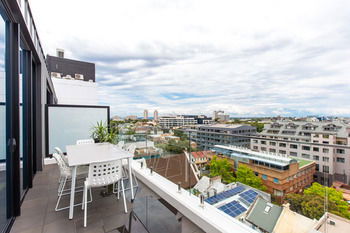 Apartment Hotel East Central - Australian Destinations 5