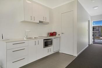 Cooroy Luxury Motel Apartments Noosa - Australian Destinations 13
