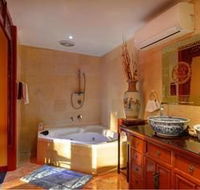 Mt Dandenong Imperial Retreat - Australian Destinations