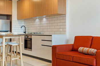 Bayside Towers Serviced Apartments - Australian Destinations 5