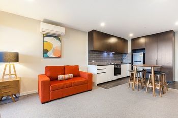 Bayside Towers Serviced Apartments - Australian Destinations 15