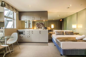 Comfy Kew Apartments - Australian Destinations 2