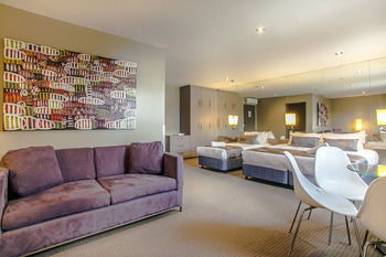 Comfy Kew Apartments - Australian Destinations 18