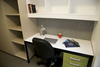 Abercrombie Student Accommodation - Australian Destinations 4