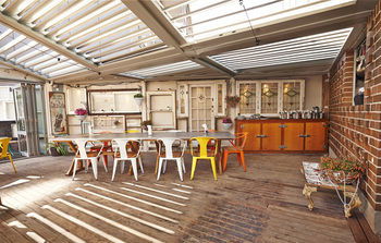 Annandale Hotel - Australian Destinations 18