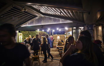 Annandale Hotel - Australian Destinations 26