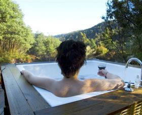 Huon Bush Retreats - Australian Destinations 4