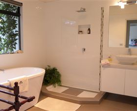 Huon Valley Eco Wilderness Retreat - Australian Destinations 3