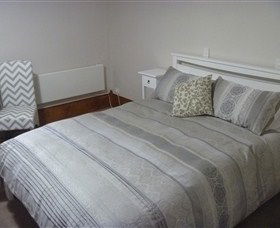 Cygnet's Secret Garden - Boutique Bed And Breakfast - Australian Destinations 3