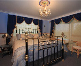Moonlight Bay B&B Guest House - Australian Destinations 2