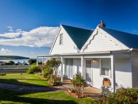 Abbey's Cottage - Australian Destinations 0