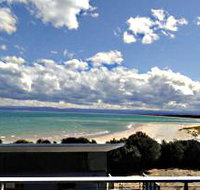 Freycinet Beach Apartments - Australian Destinations