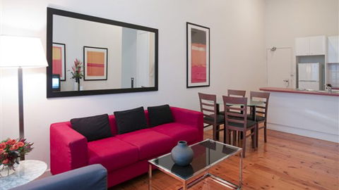 Adina Apartment Hotel Melbourne, Flinders Street - Australian Destinations 1