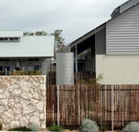 Oceanic Sorrento - Motel Apartments - Australian Destinations